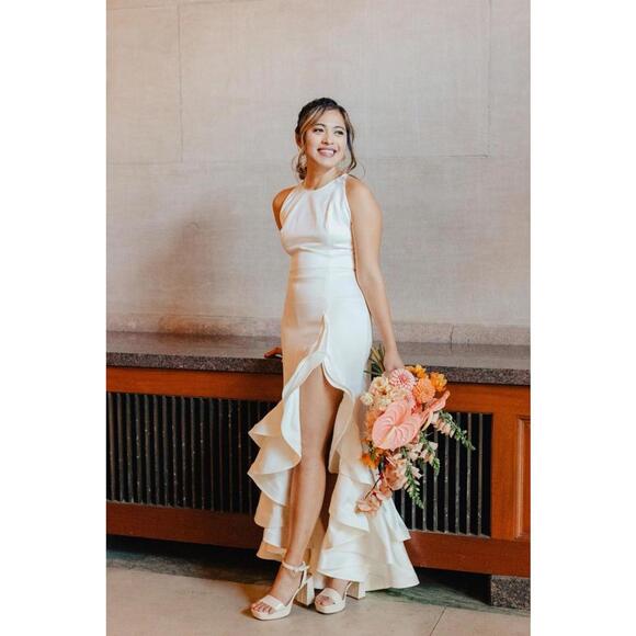 Bronx and Banco Paros Gown in White wedding dress
